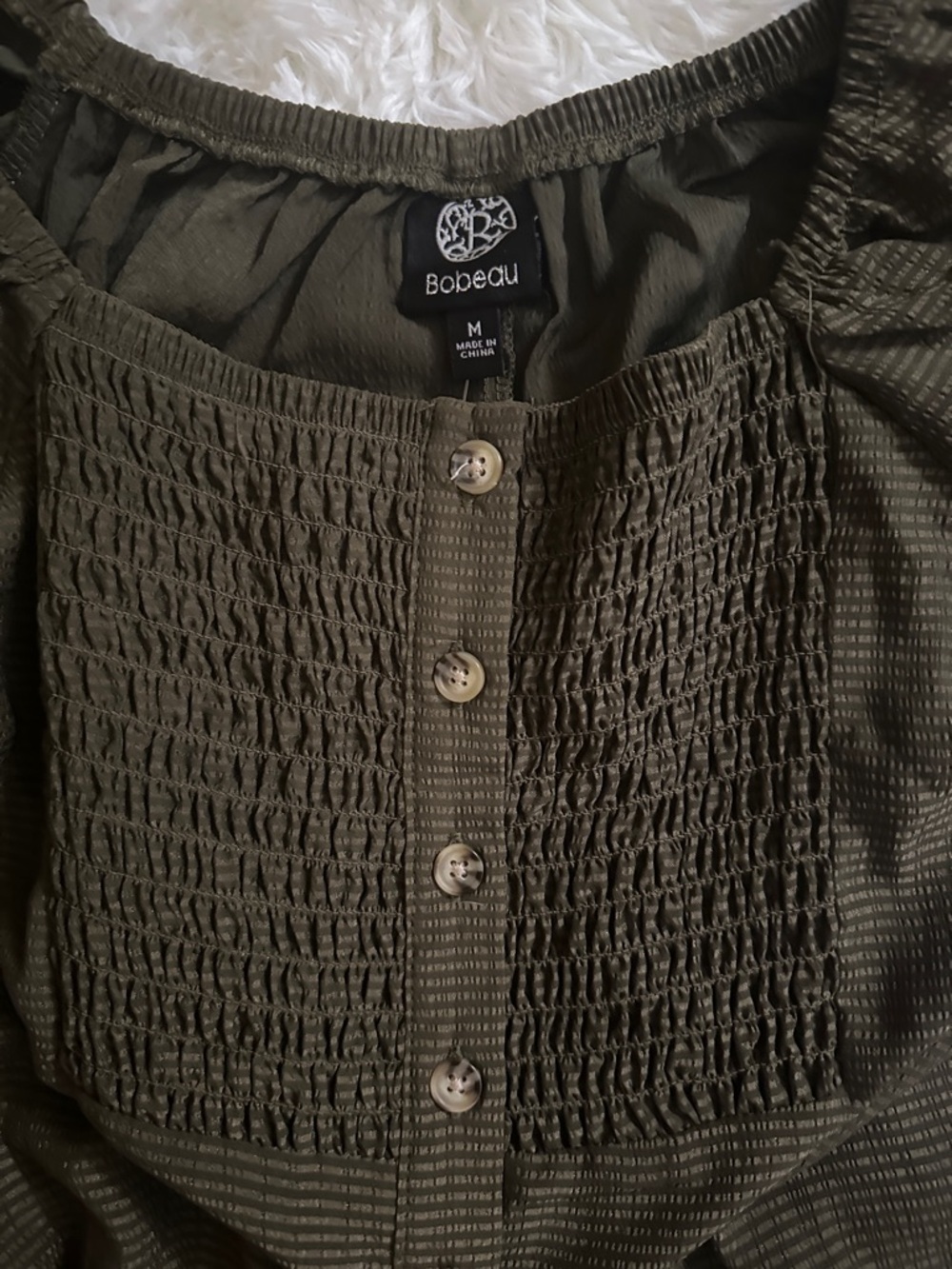 bobeau Olive Puff-Sleeve Smocked Jumpsuit - Picture 3 of 10